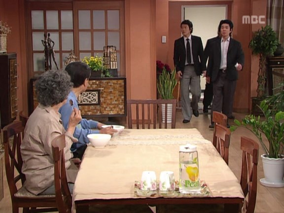 [거침없이하이킥] 배신자 관상인 범이 ㅋㅋㅋㅋㅋㅋ.jpg | 인스티즈