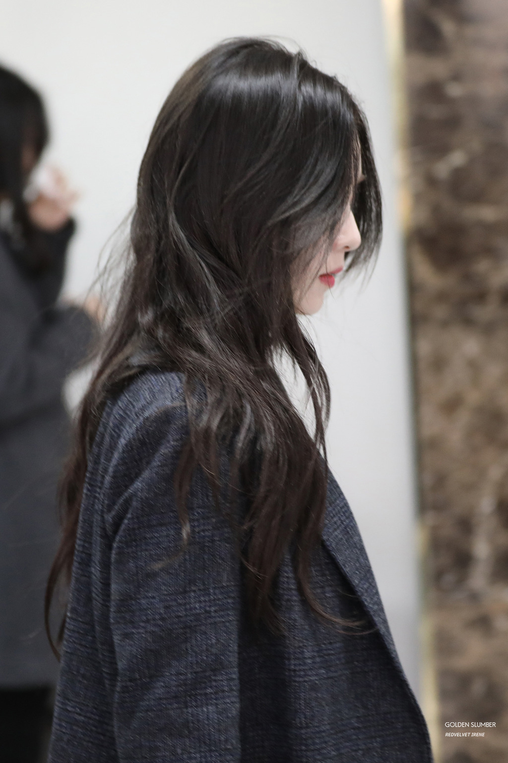 ㄹㅇ루다가 는 아이린의 옆태.jpg | 인스티즈