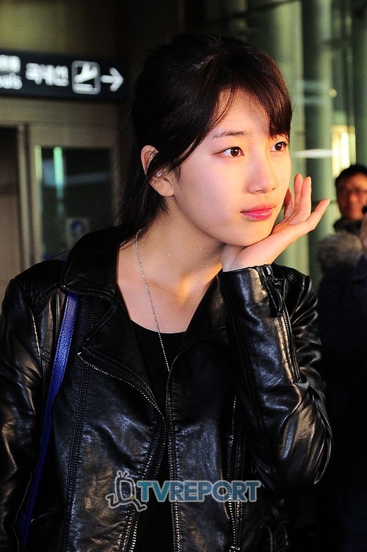 얼굴이 잘 붓는다는 수지 부은얼굴.jpg | 인스티즈