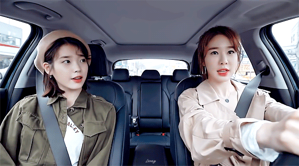 찐트루럽 관계인 아이유와 유인나.jpgif | 인스티즈
