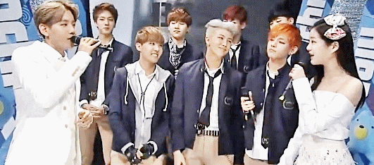 엑소 백현과 방탄소년단 뷔가 친해지는 과정.jpg | 인스티즈