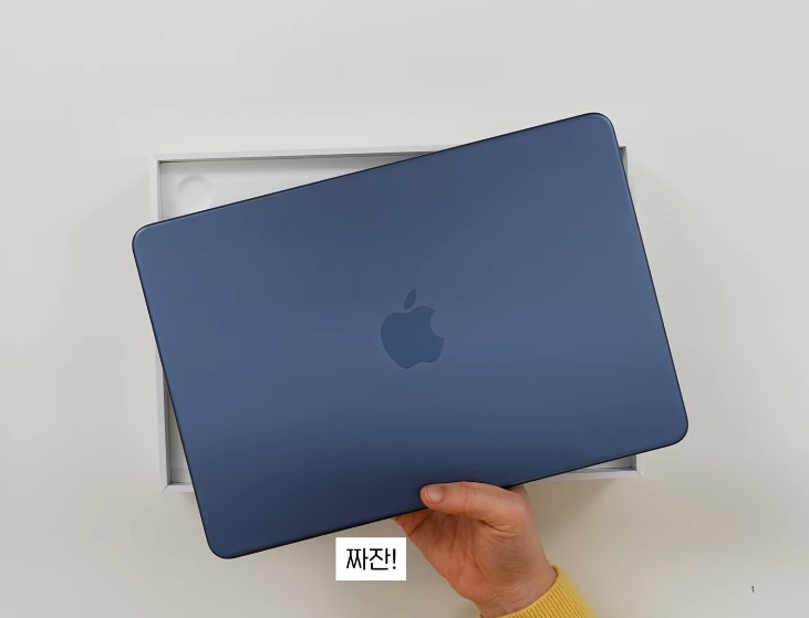 잇섭이 직접 사용해본 저가형 맥북 네오 실제 체감성능.jpg | 인스티즈