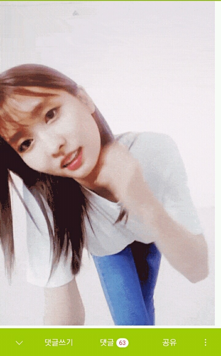 여돌의 가슴 노출을 결코 놓치지 않는 그남들 | 인스티즈