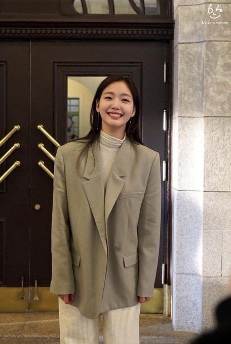(스압) 같은 바지 돌려 입는 20대 이상 여들이 참고하기 좋은 가을 코디 모음 | 인스티즈