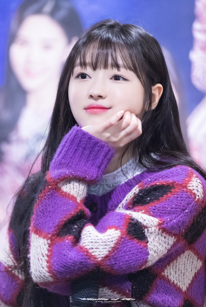 오마이걸 유아의 엄청난 비율.jpg | 인스티즈