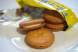 취향에 맞으면 고소하고 달달해서 진짜 맛있게 먹을 수 있는 과자 | 인스티즈