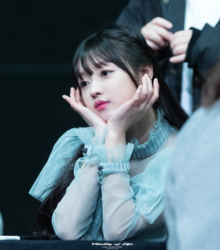 오마이걸 유아의 엄청난 비율.jpg | 인스티즈