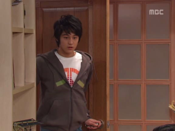 [거침없이하이킥] 민호보다 더 크게 다쳤는데 사람들이 몰라줘서 억울한 윤호.jpg | 인스티즈