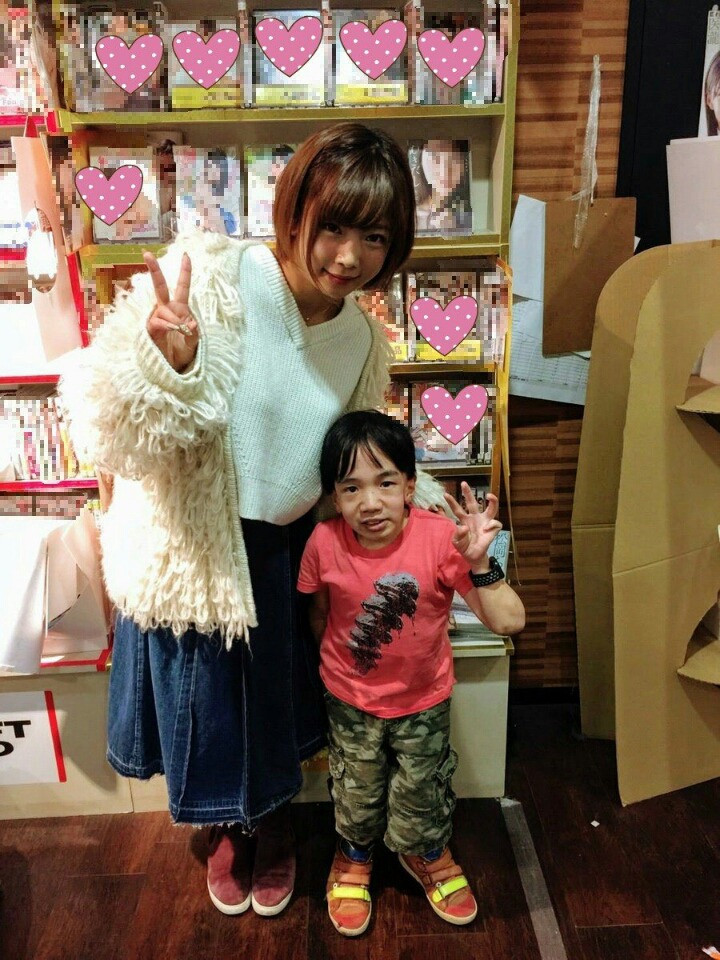 일본의 최단신 AV 배우 겸 감독 | 인스티즈