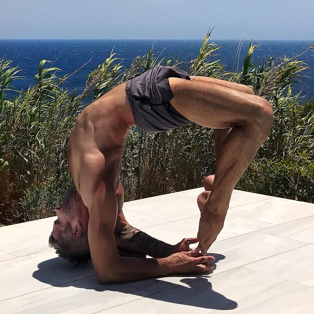 요가하는 남자 요기(yogi) | 인스티즈