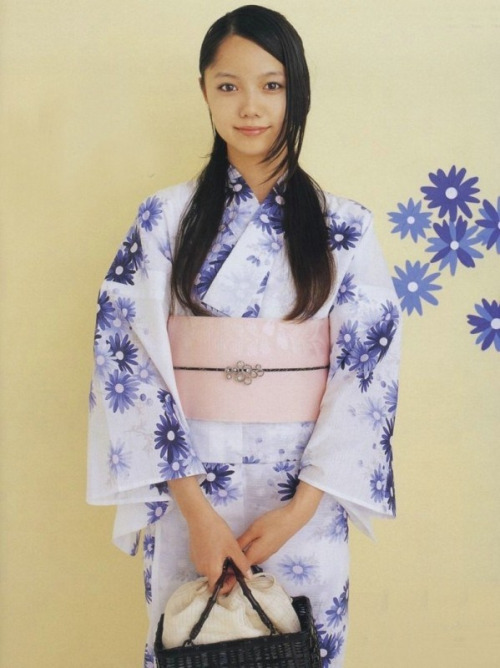 미야자키아오이 닮았다고 듣는 일본 여배우 | 인스티즈