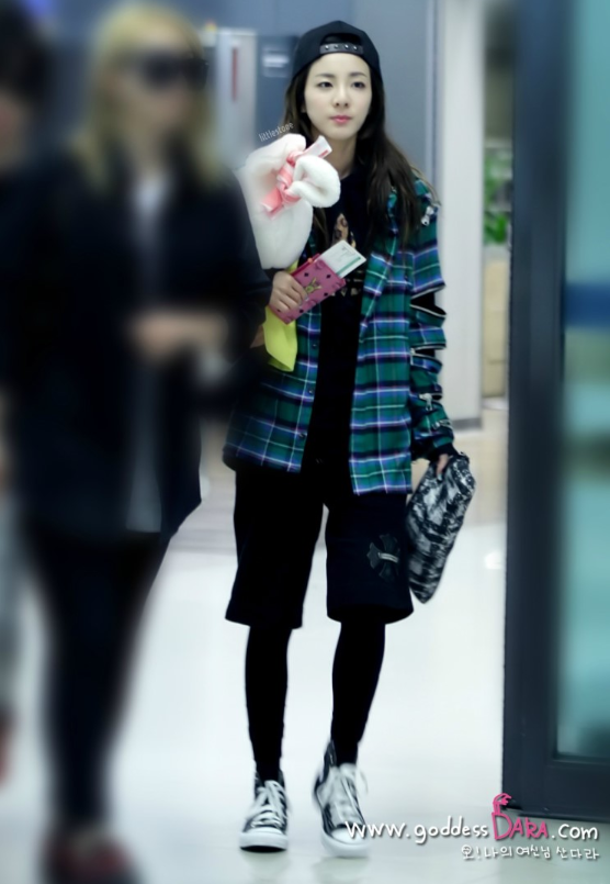 자기 두상이 남들보다 작은편인지 아닌지알수있는 가장 쉬운방법 | 인스티즈