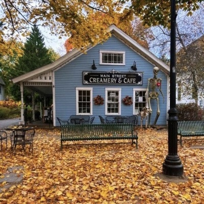 🍁 가을만 되면 미국인들이 환장하고 찾는 드라마 🍂🧡 | 인스티즈