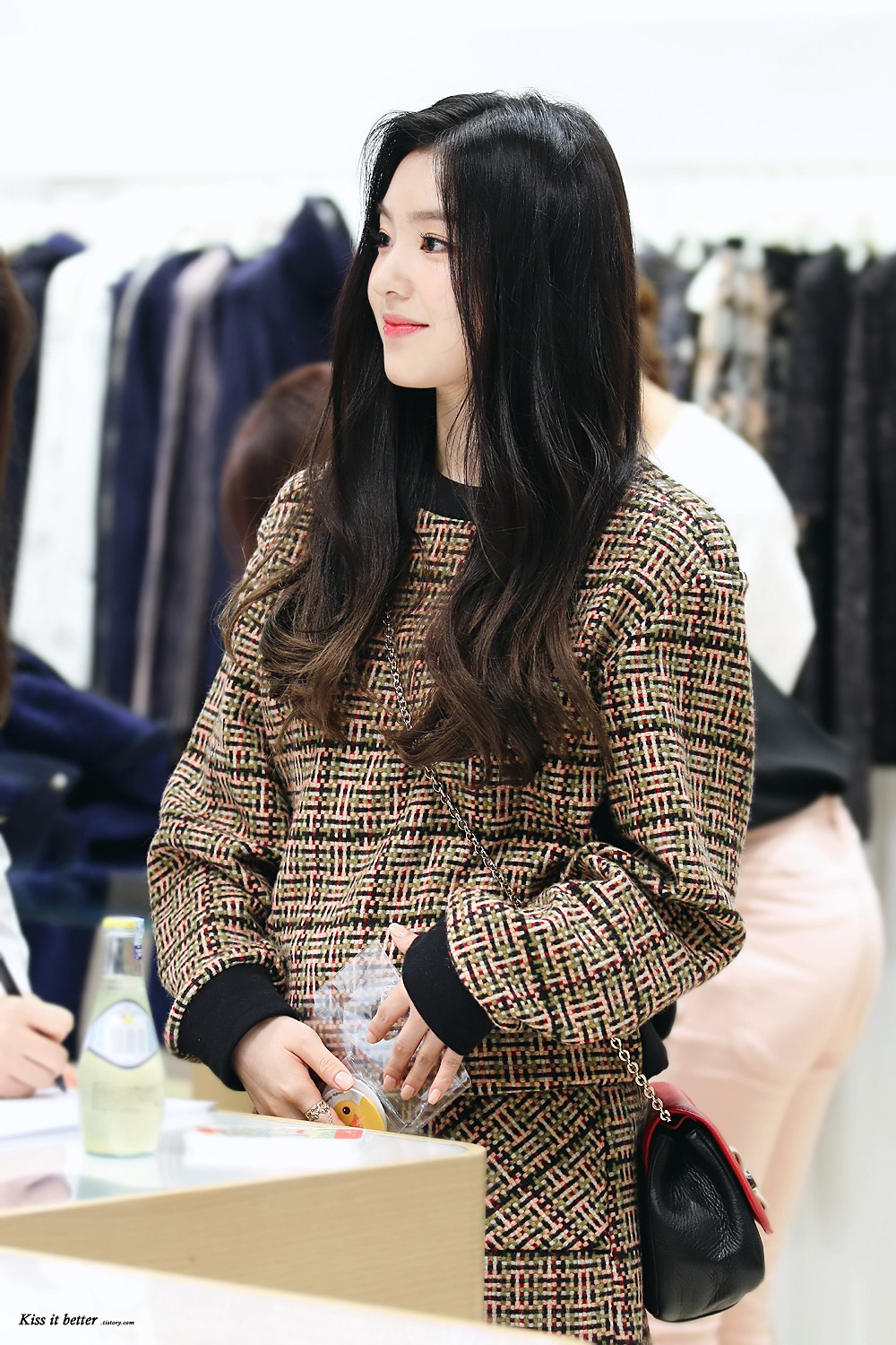 아이린의 옆태.jpgif | 인스티즈