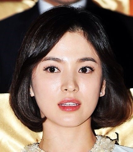 여성스러움의 상징이라는 눈썹 | 인스티즈