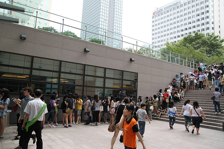 국내 최고의 판타지소설 작가 중 한 명 ㅠㅠㅠㅠㅠㅠ.jpg | 인스티즈