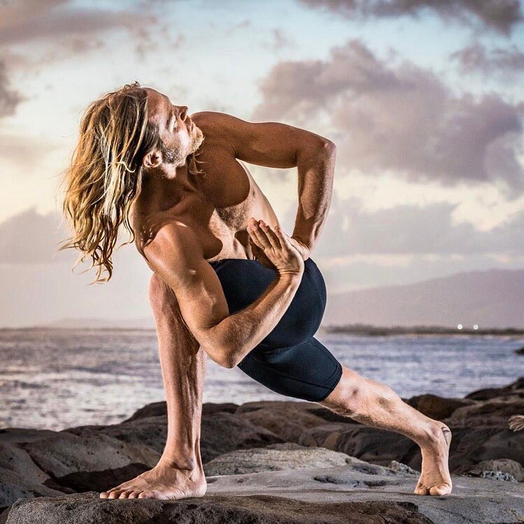 요가하는 남자 요기(yogi) | 인스티즈