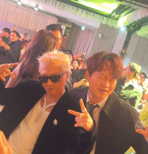 W korea 공계에 올라온 유방암 자선 행사 분위기 모음 .gif | 인스티즈