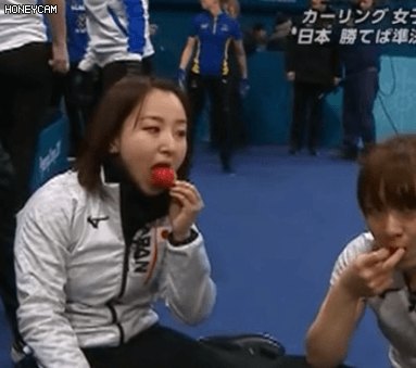 일본여자들이 절대 하지않는 행동..gif | 인스티즈