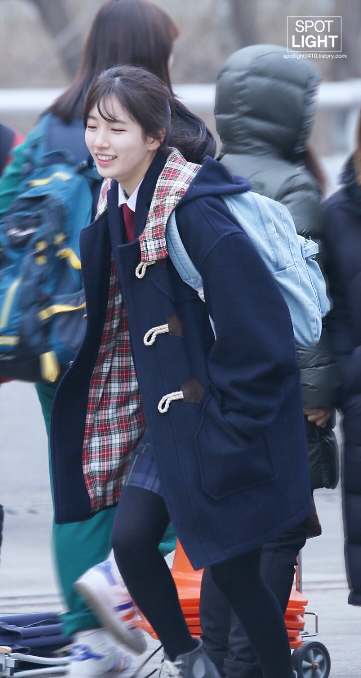 얼굴이 잘 붓는다는 수지 부은얼굴.jpg | 인스티즈