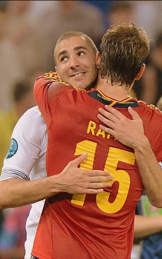 동성친구 간에 스킨십 어디까지 허용 가능한가요? | 인스티즈