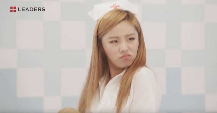 새 광고에서 간호사복 입은 마마무 | 인스티즈