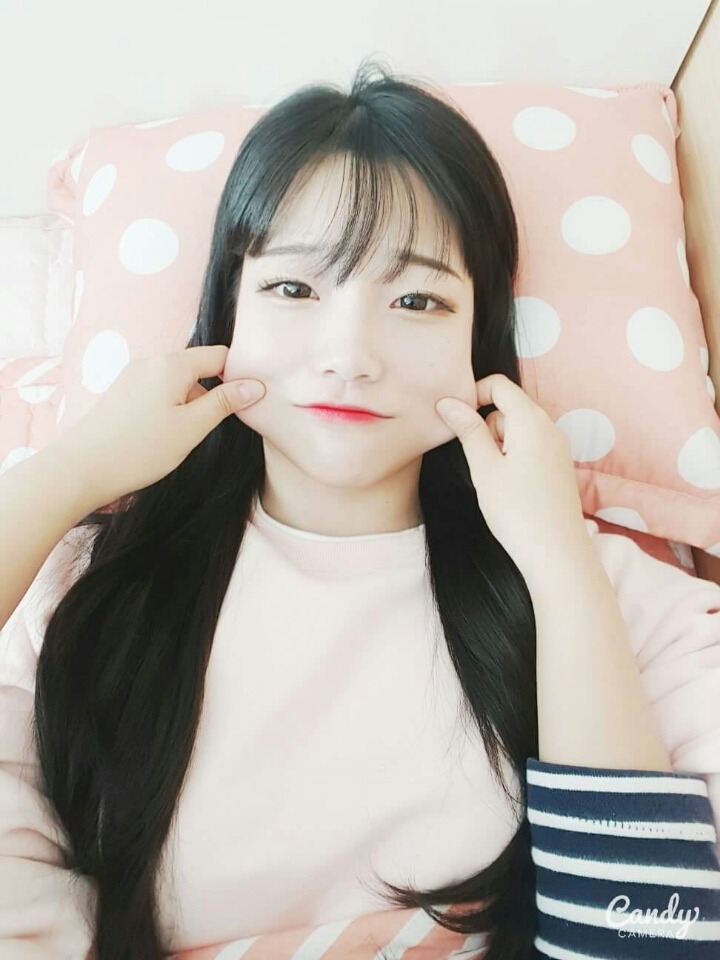 여자친구가 볼살을 빼면 안 되는 이유 | 인스티즈