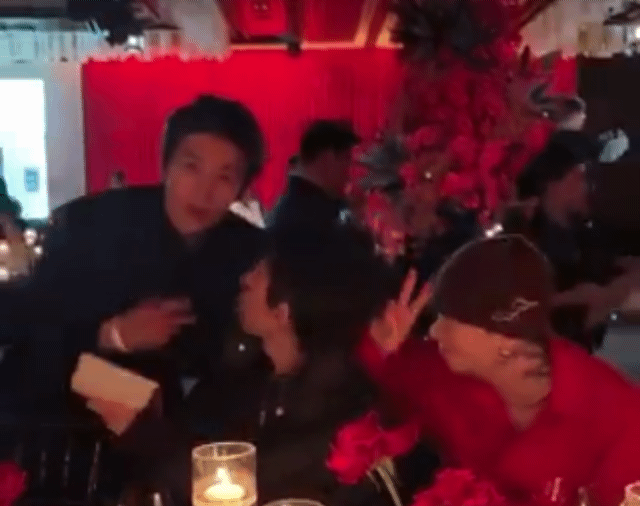 W korea 공계에 올라온 유방암 자선 행사 분위기 모음 .gif | 인스티즈