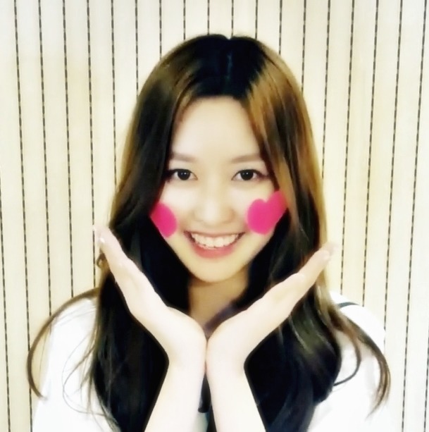 조보아+전혜빈 닯았다고 언급되는 여자 아이돌.gif | 인스티즈