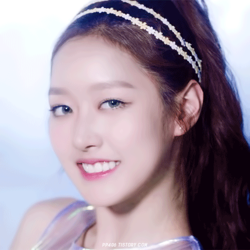 조보아+전혜빈 닯았다고 언급되는 여자 아이돌.gif | 인스티즈