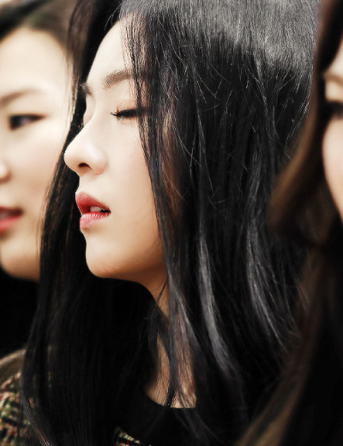 아이린의 옆태.jpgif | 인스티즈