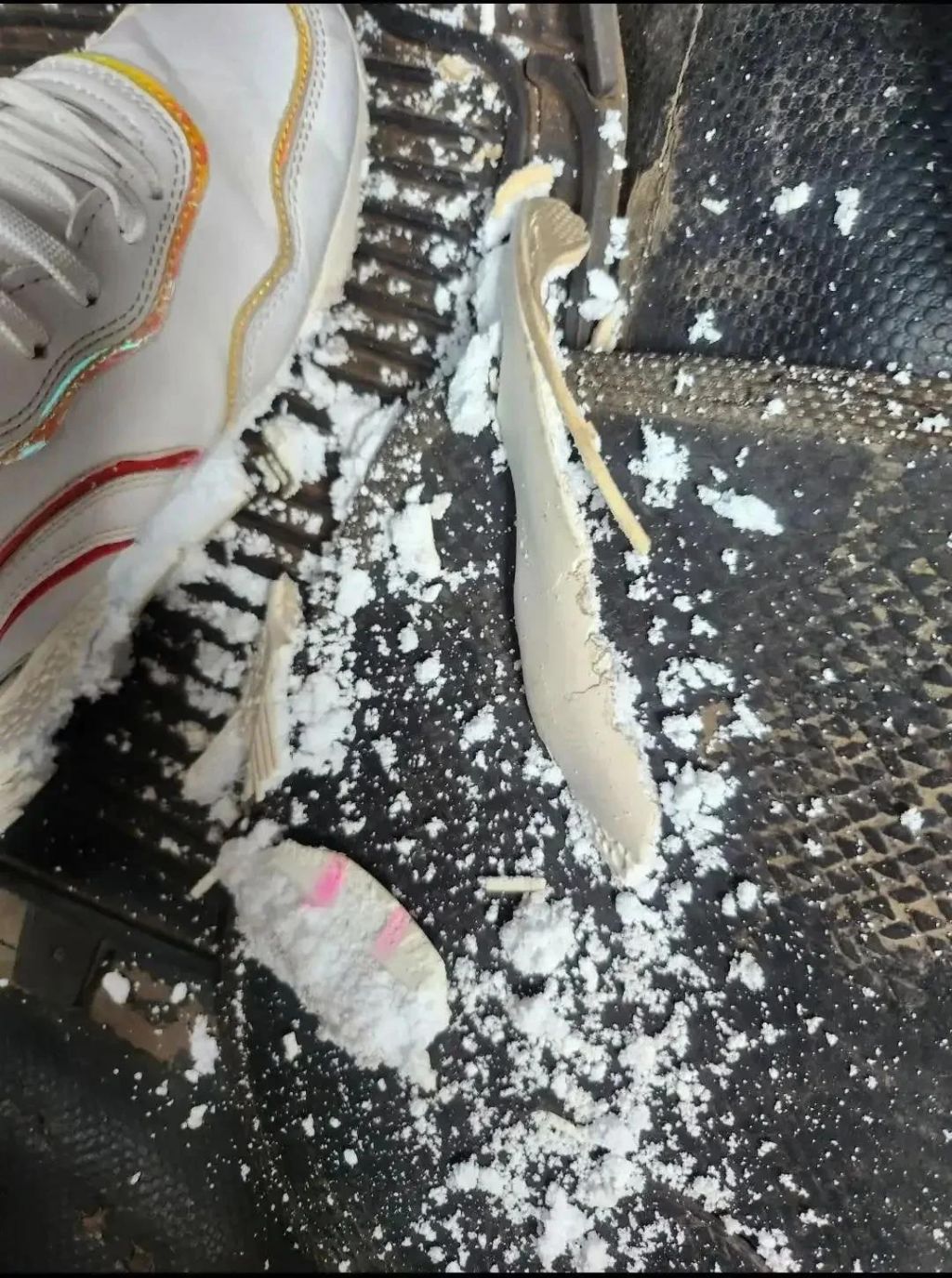 테무에서 산 신발 | 인스티즈