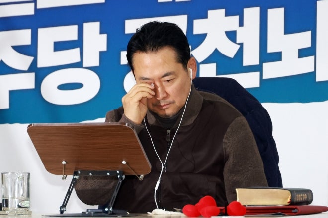 '단식 4일차' 장동혁, 소금도 못먹는 상태…"맑은 정신 유지 어려워” | 인스티즈