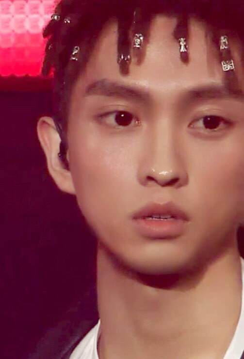 씨잼 이목구비는 ㄹㅇ 아이돌급임 | 인스티즈