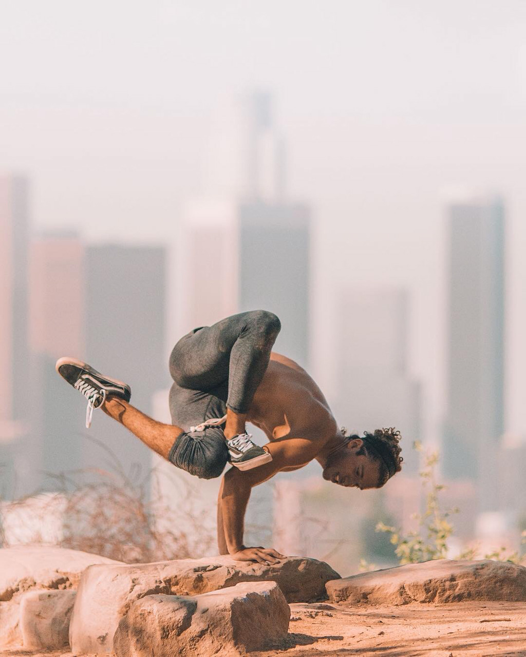 요가하는 남자 요기(yogi) | 인스티즈