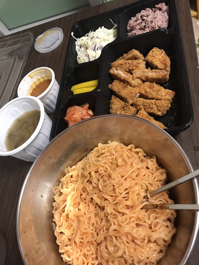 흔한 20대의 집에서 먹은 혼술 안주 + 혼밥들 .JPG | 인스티즈