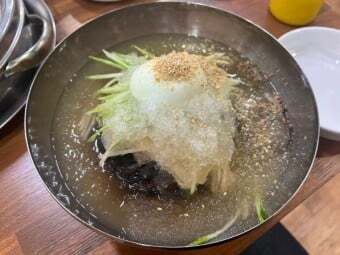 물냉면에서 없어선 안되는 존재는? | 인스티즈
