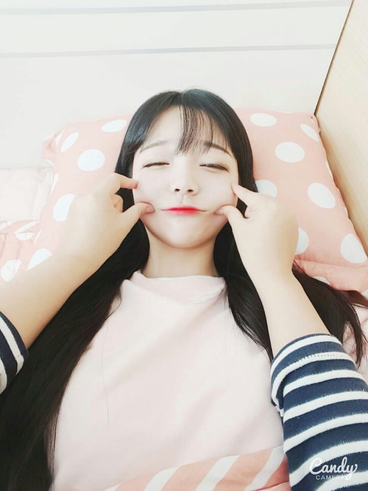 여자친구가 볼살을 빼면 안 되는 이유 | 인스티즈