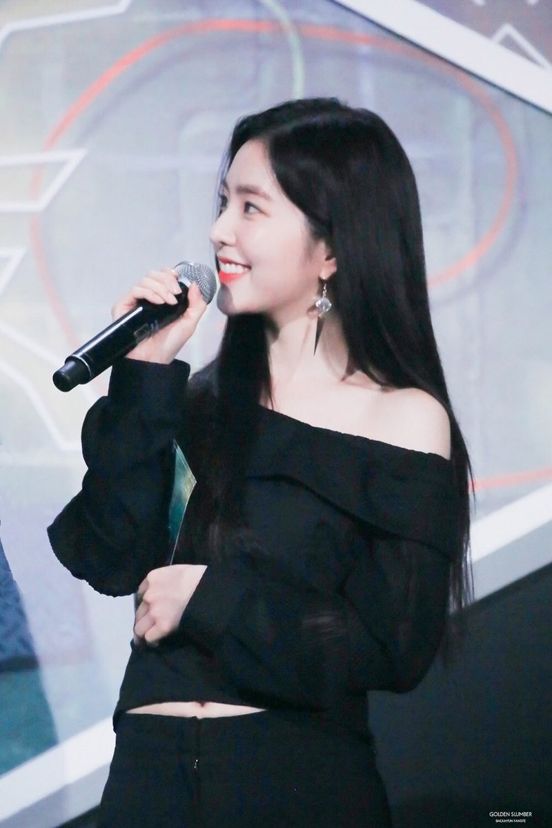 ㄹㅇ루다가 는 아이린의 옆태.jpg | 인스티즈