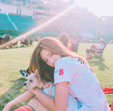 분위기 묘하고 섹시하고 이쁜 치어리더 .jpg | 인스티즈