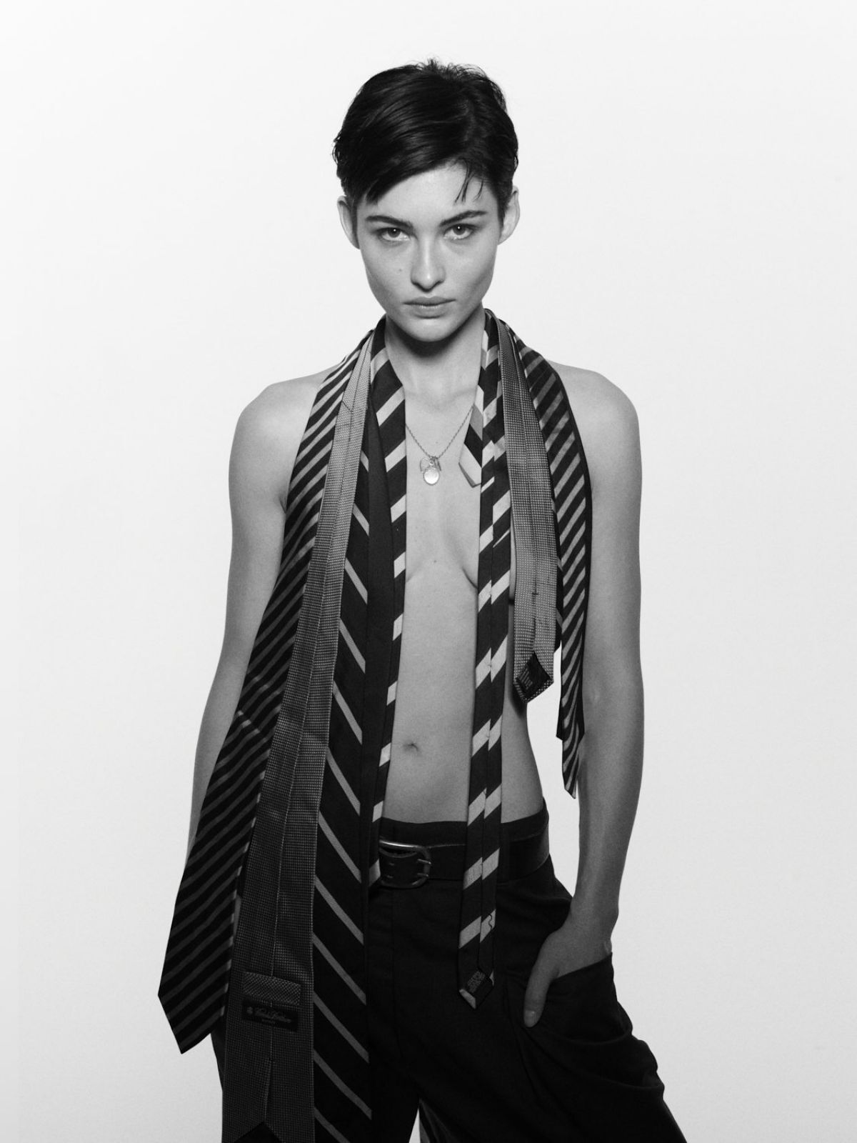 숏컷하고 이미지 변신한 탑모델 그레이스 엘리자베스.jpg | 인스티즈