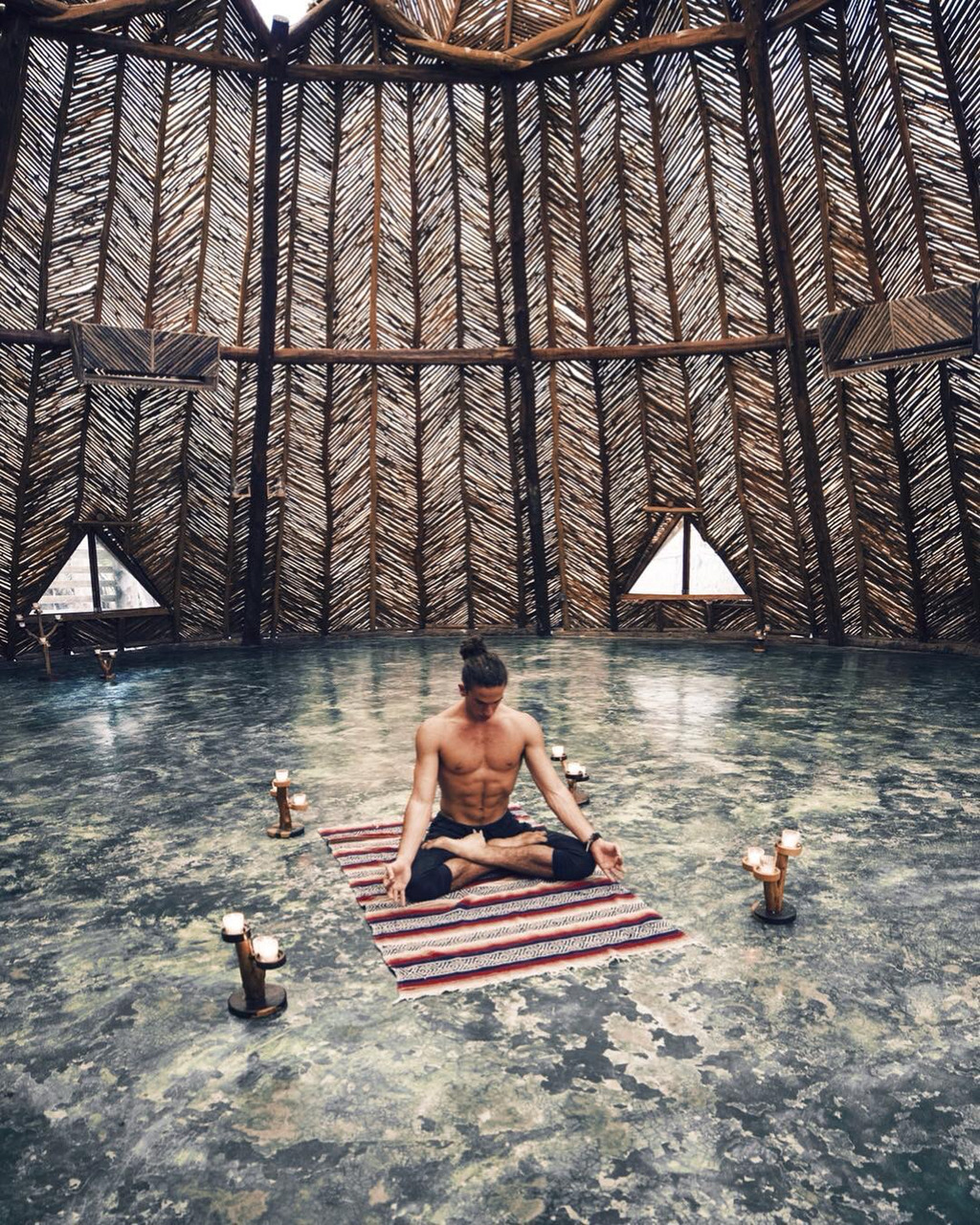 요가하는 남자 요기(yogi) | 인스티즈