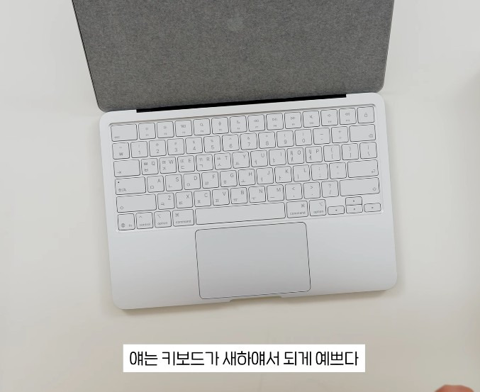 잇섭이 직접 사용해본 저가형 맥북 네오 실제 체감성능.jpg | 인스티즈