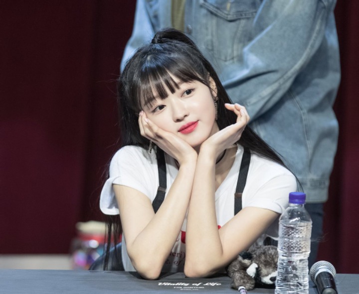 오마이걸 유아의 엄청난 비율.jpg | 인스티즈