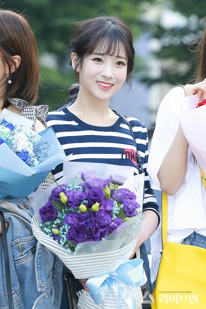 [러블리즈] 간만에 1주일 비우고 출근한게 적응이 안되서 지애누나 | 인스티즈