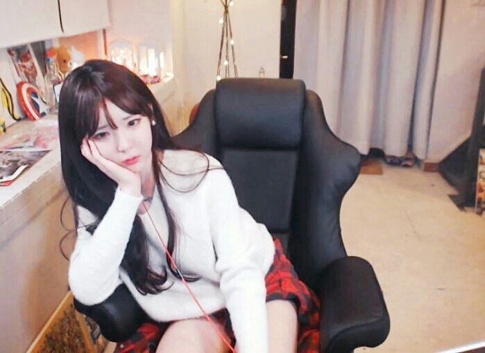 약 ㅎㅂ) 요즘 핫한 아프리카 bj .jpg | 인스티즈