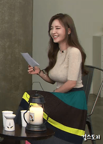 강예빈 실물느낌.gif | 인스티즈