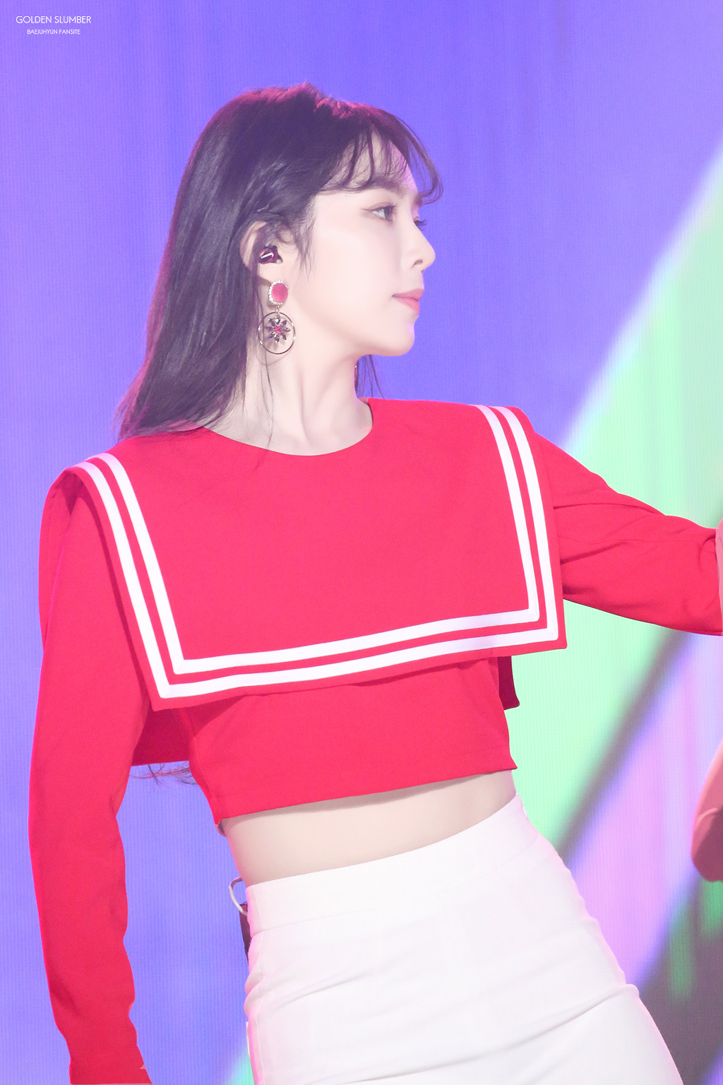 ㄹㅇ루다가 는 아이린의 옆태.jpg | 인스티즈