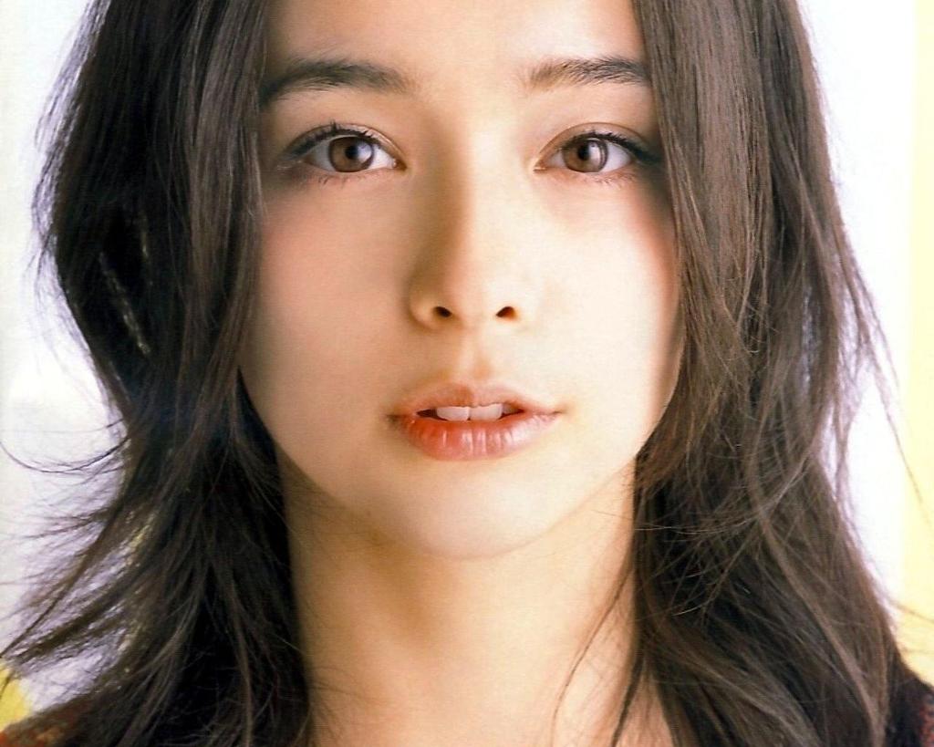 이국적인 느낌을 주는 눈의 특징 | 인스티즈