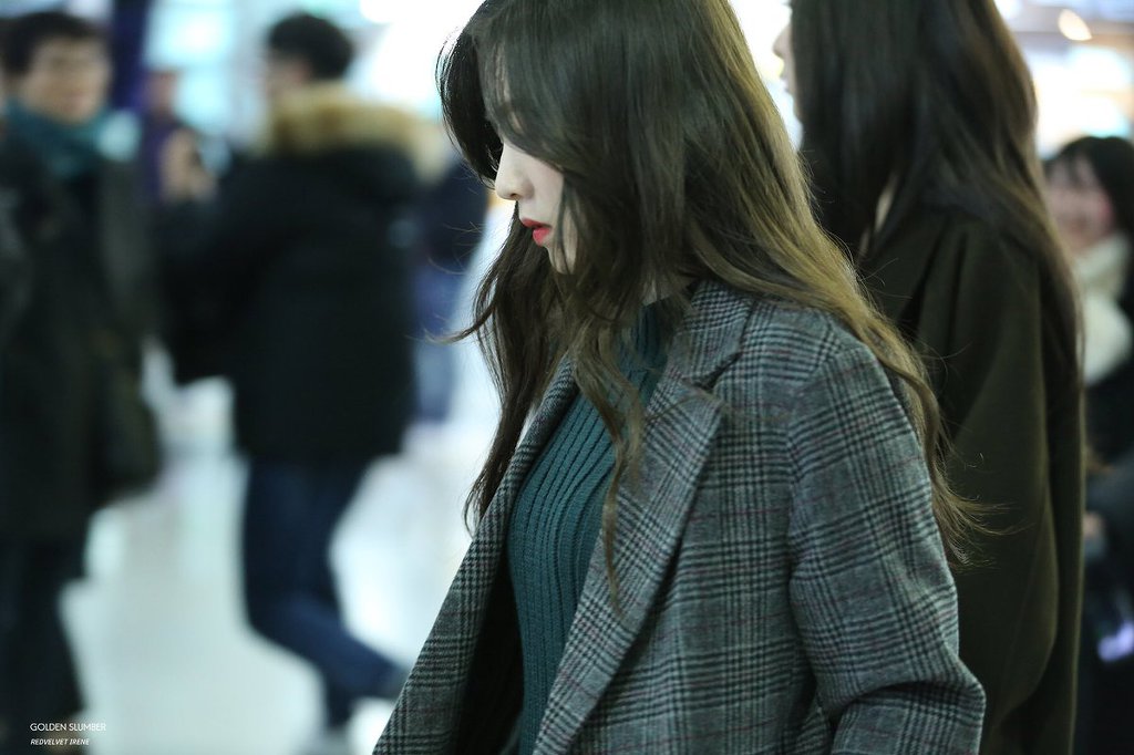 ㄹㅇ루다가 는 아이린의 옆태.jpg | 인스티즈